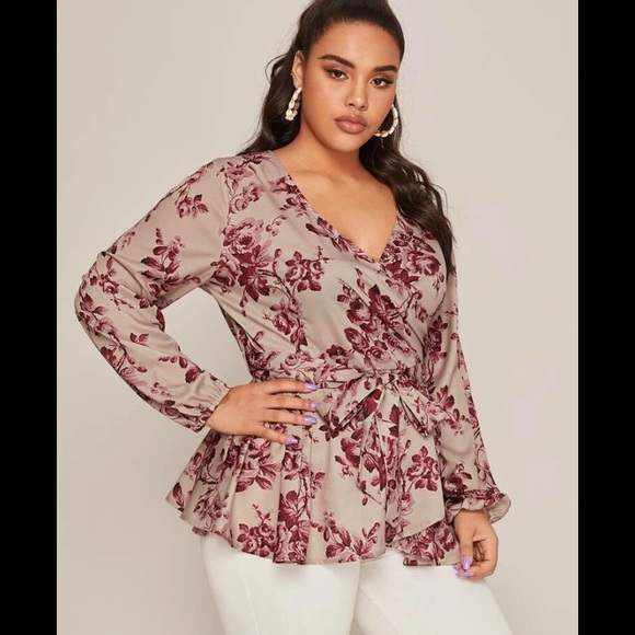 Floral Peplum Wrap top - Picture 4 of 5
